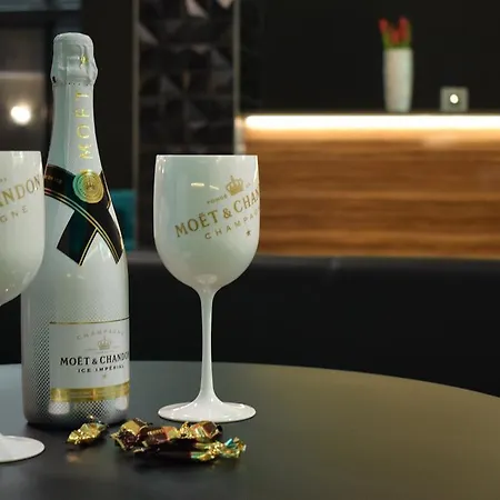 卡尔斯巴德公园酒店 酒店 Dalovice