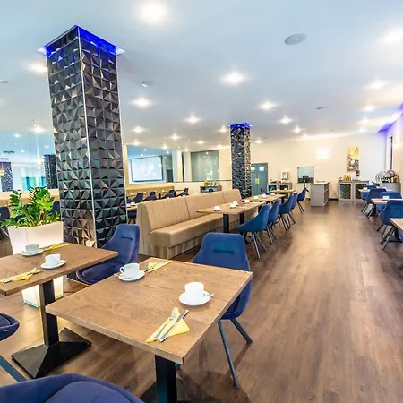 卡尔斯巴德公园酒店 Dalovice